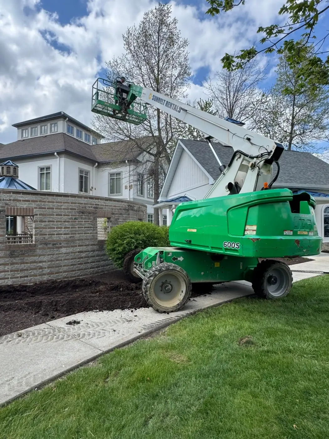 Manufacturer-certified roof installation in Hagerstown