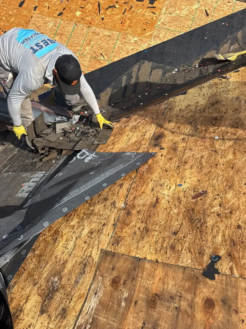 Tarping and dry-in on a Hagerstown commercial roof